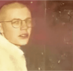 Aufnahme von Philipp Parzer kurz vor dem Graffiti sprayen